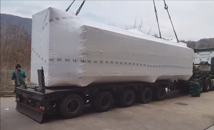 Video: MecGiant 6 piani 8 metri x 3