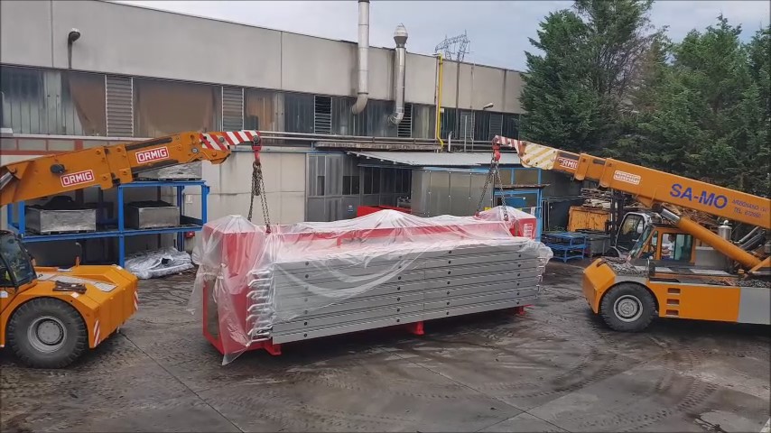 Video: MecGiant 6 piani 7 metri x 3.2